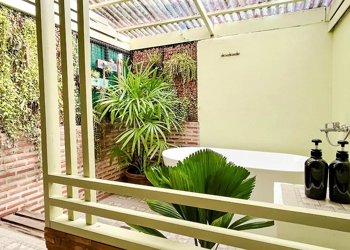 Baan Bua Cottage